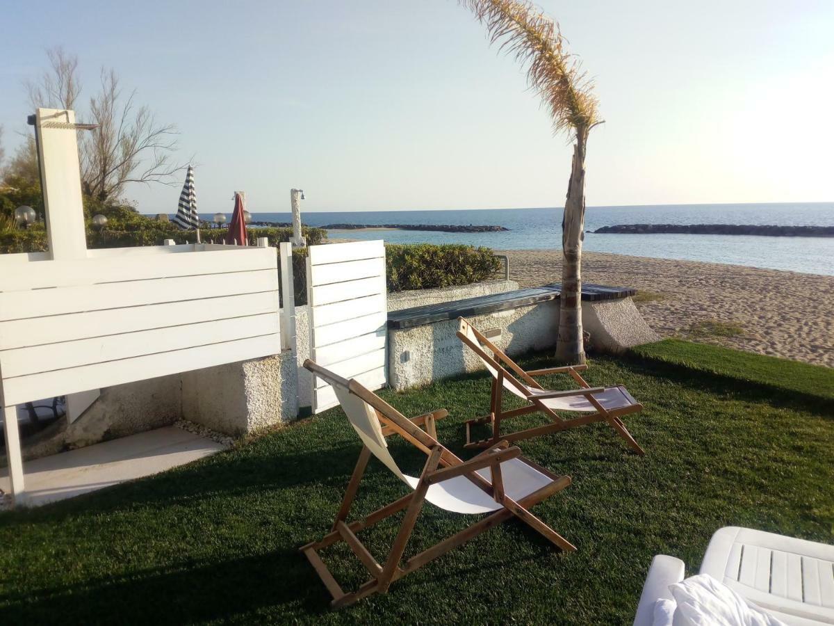 Villa A Diamante Sulla Spiaggia เบลเวเดเร มาริตตีโม ภายนอก รูปภาพ