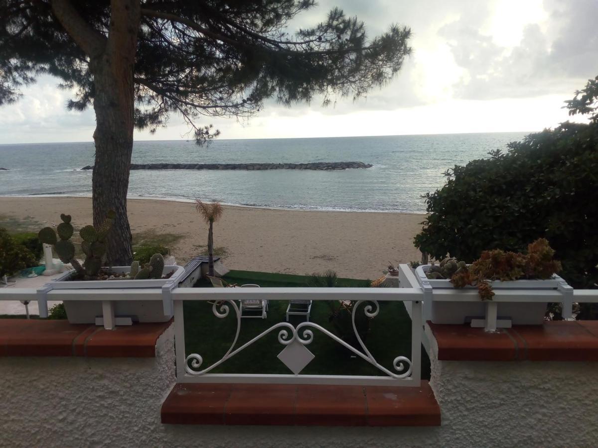 Villa A Diamante Sulla Spiaggia เบลเวเดเร มาริตตีโม ภายนอก รูปภาพ