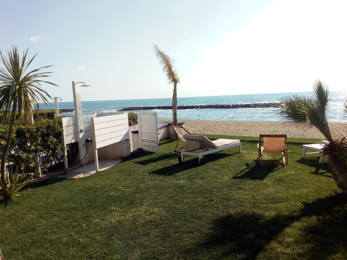 Villa A Diamante Sulla Spiaggia เบลเวเดเร มาริตตีโม ภายนอก รูปภาพ